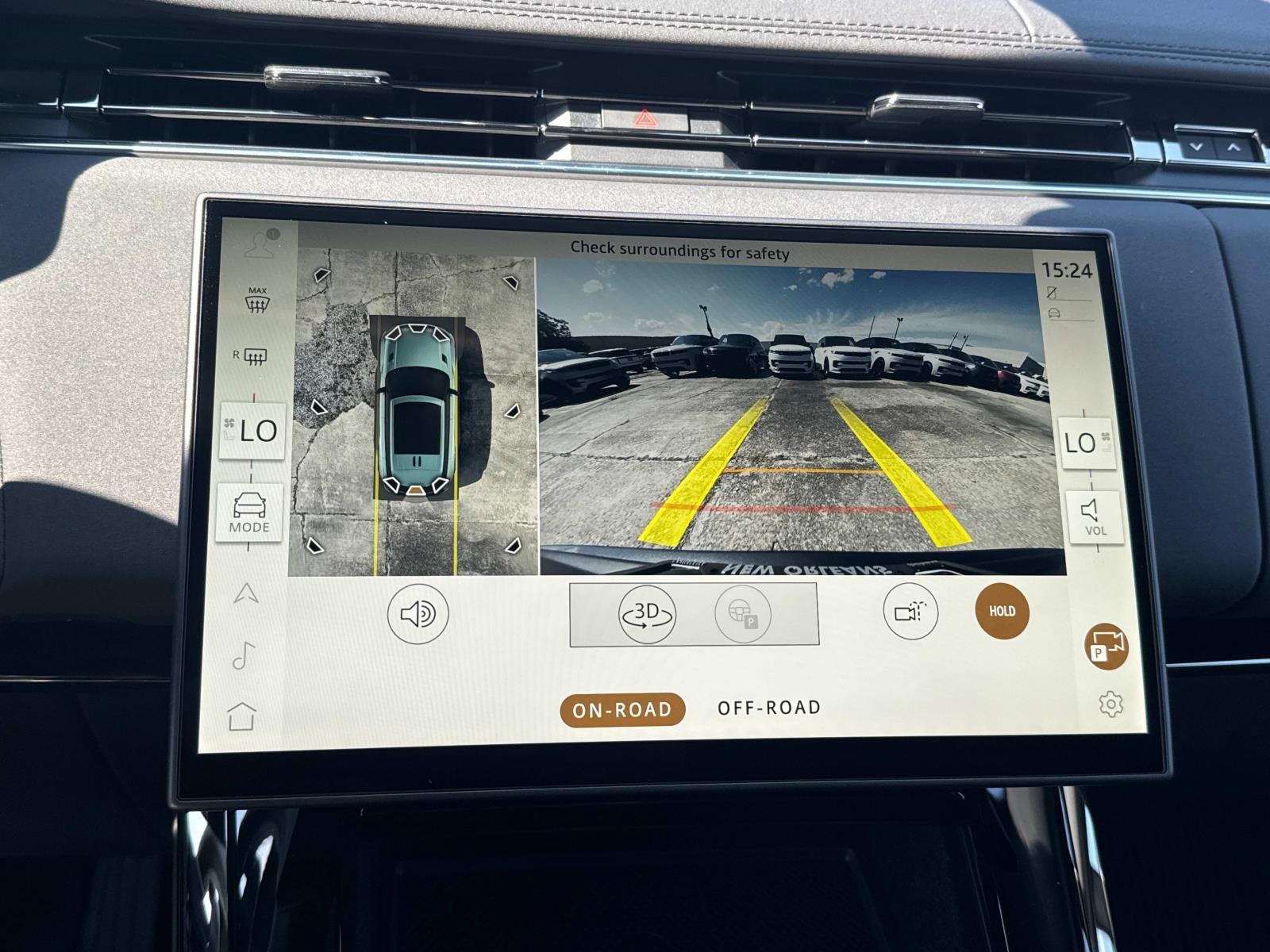 2025 Land Rover Range Rover Sport SE photo 11