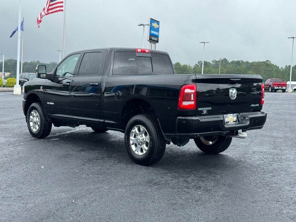 2024 Ram 3500 Laramie photo 4