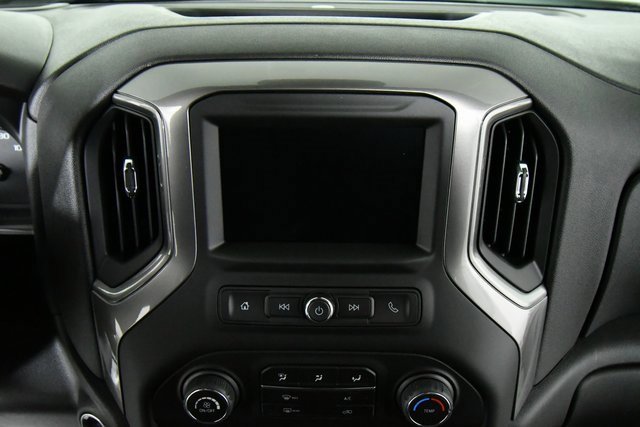 2026 Chevrolet Silverado 1500 photo 3