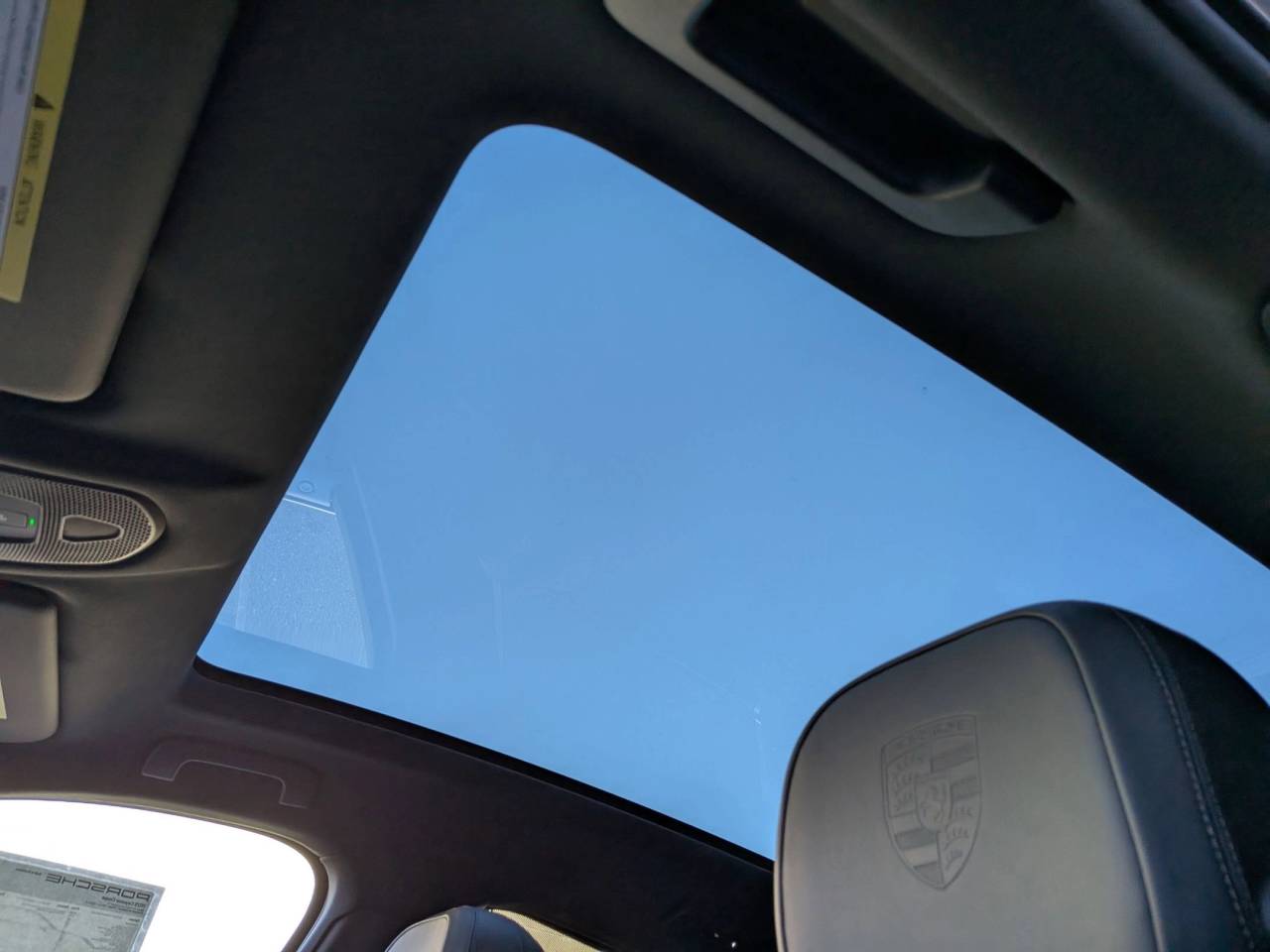 2025 Porsche Cayenne Coupe Base photo 26