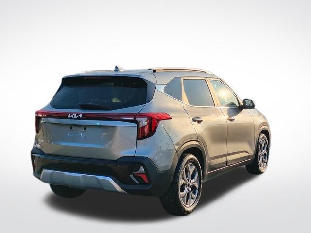 2024 Kia Seltos S photo 9