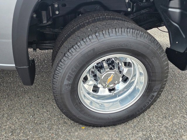 2026 Chevrolet Silverado 3500HD LT photo 4