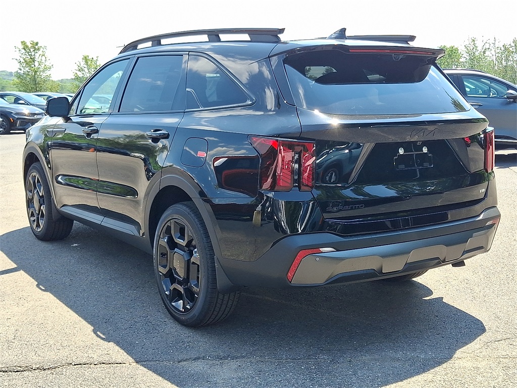 2025 Kia Sorento X-Line SX Prestige photo 2