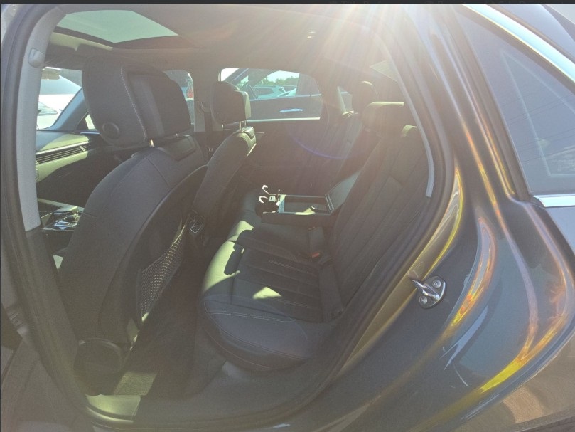 2020 Audi A4 40 Premium photo 13