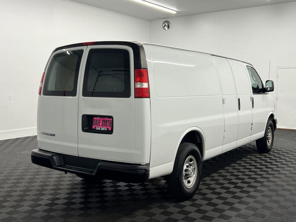 2020 Chevrolet Express 2500 Work Cargo Van photo 8