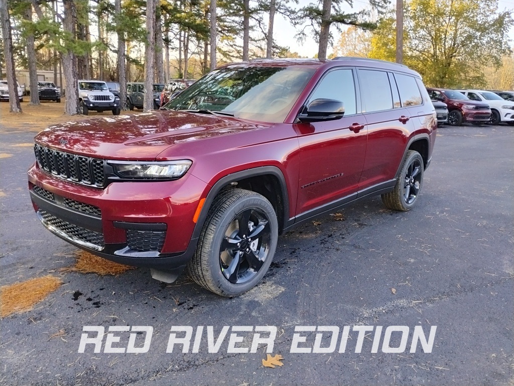 2025 Jeep Grand Cherokee L Altitude's photo