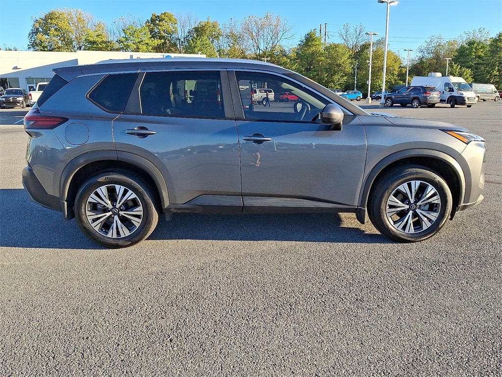 2023 Nissan Rogue SV photo 8