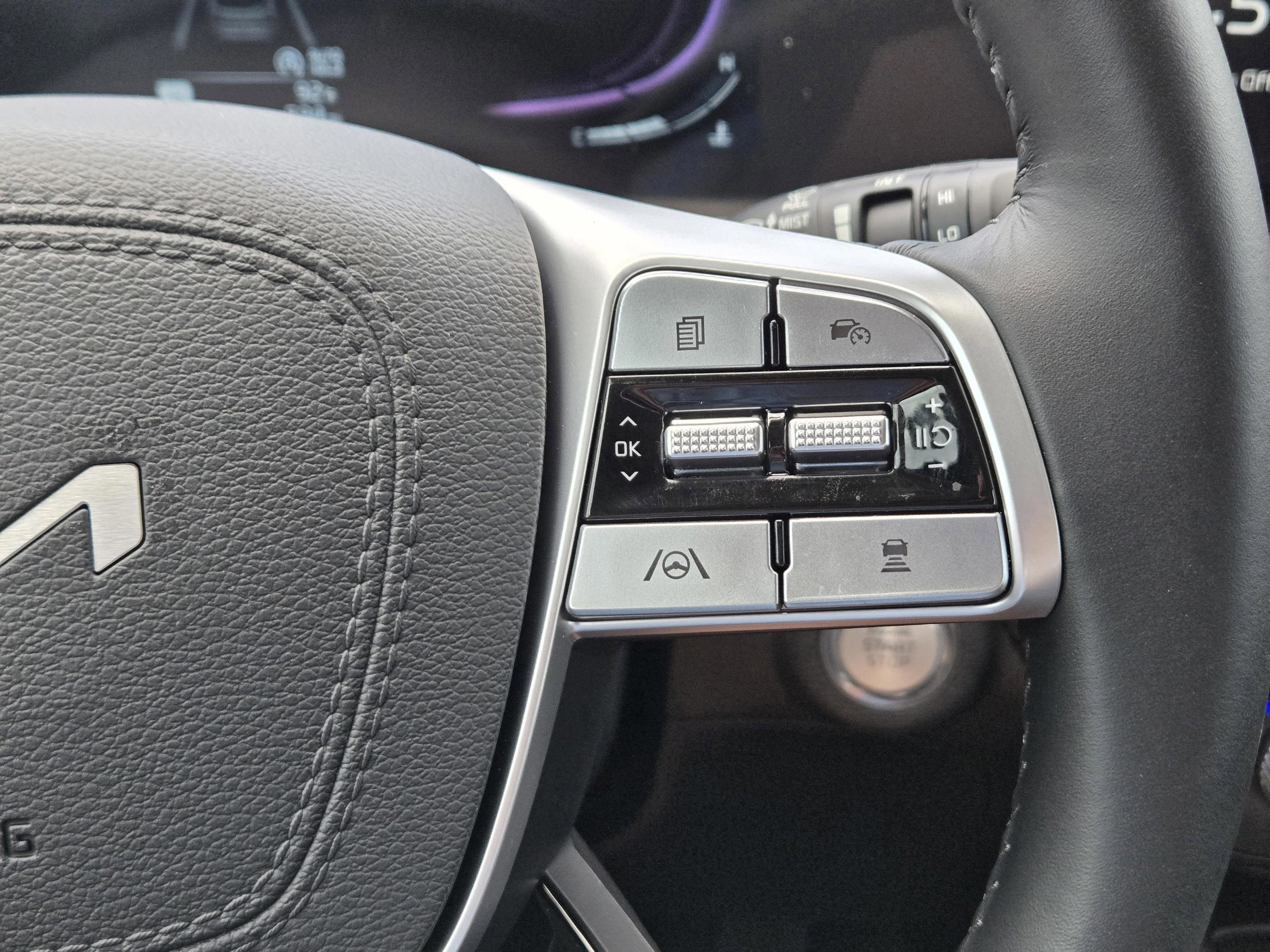 2025 Kia Telluride S photo 26