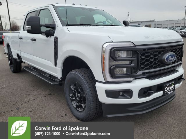2026 Ford F-350 Super Duty XL's photo