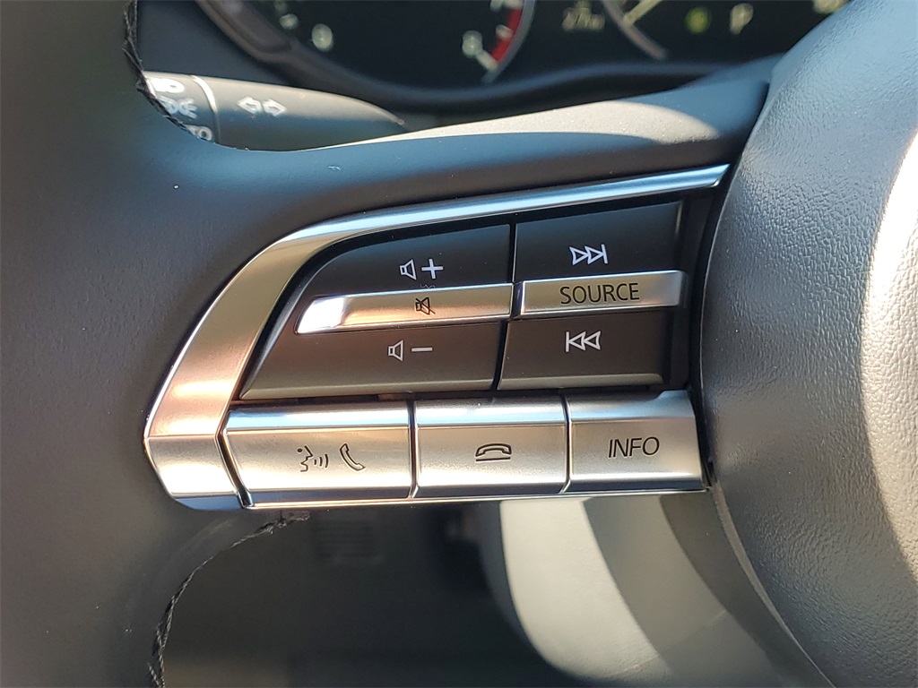2025 Mazda CX-50 2.5 Select photo 17
