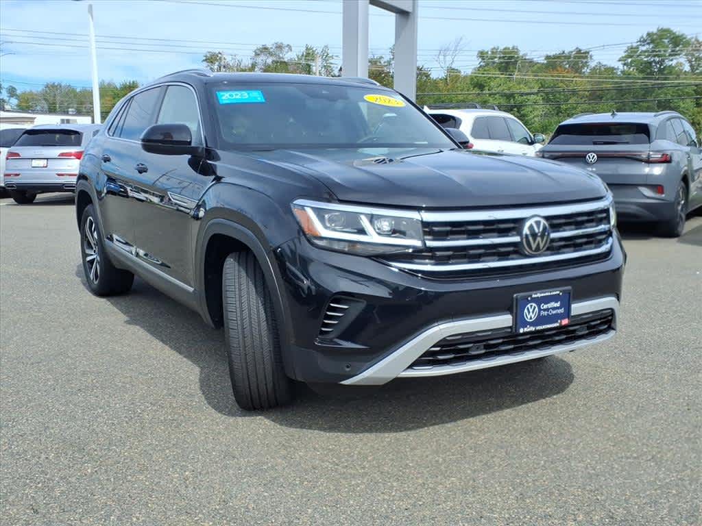 2023 Volkswagen Atlas Cross Sport V6 SEL photo 2