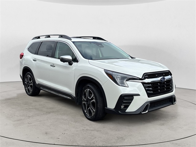 2023 Subaru Ascent Touring photo 6