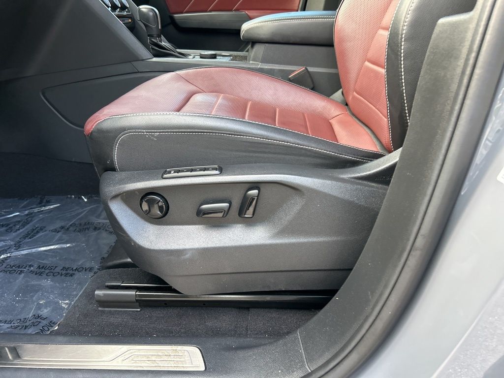 2022 Volkswagen Atlas Cross Sport V6 SEL Premium R-Line photo 10