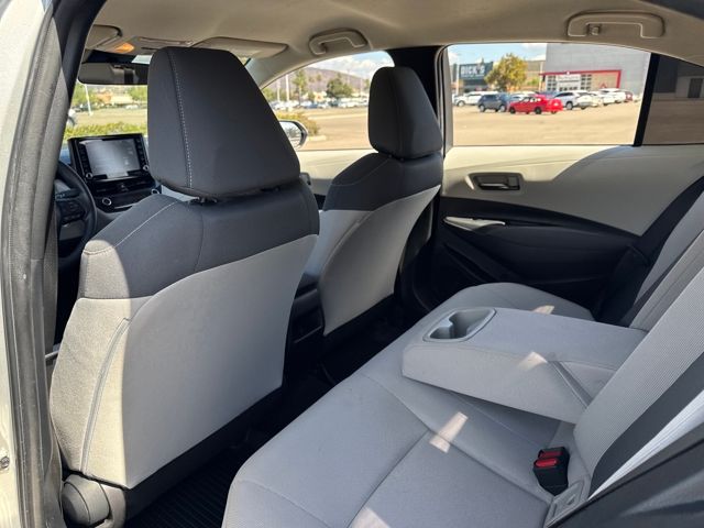 2022 Toyota Corolla Hybrid LE photo 17