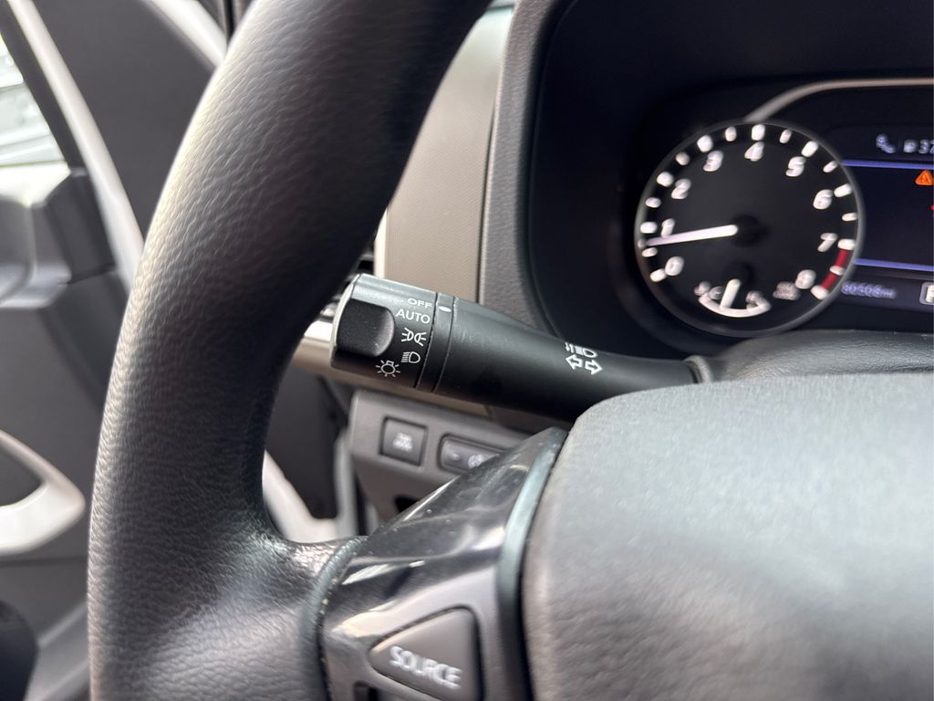 2022 Nissan Frontier SV photo 21