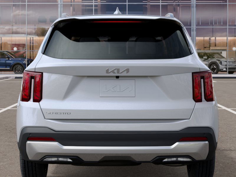 2025 Kia Sorento S photo 13