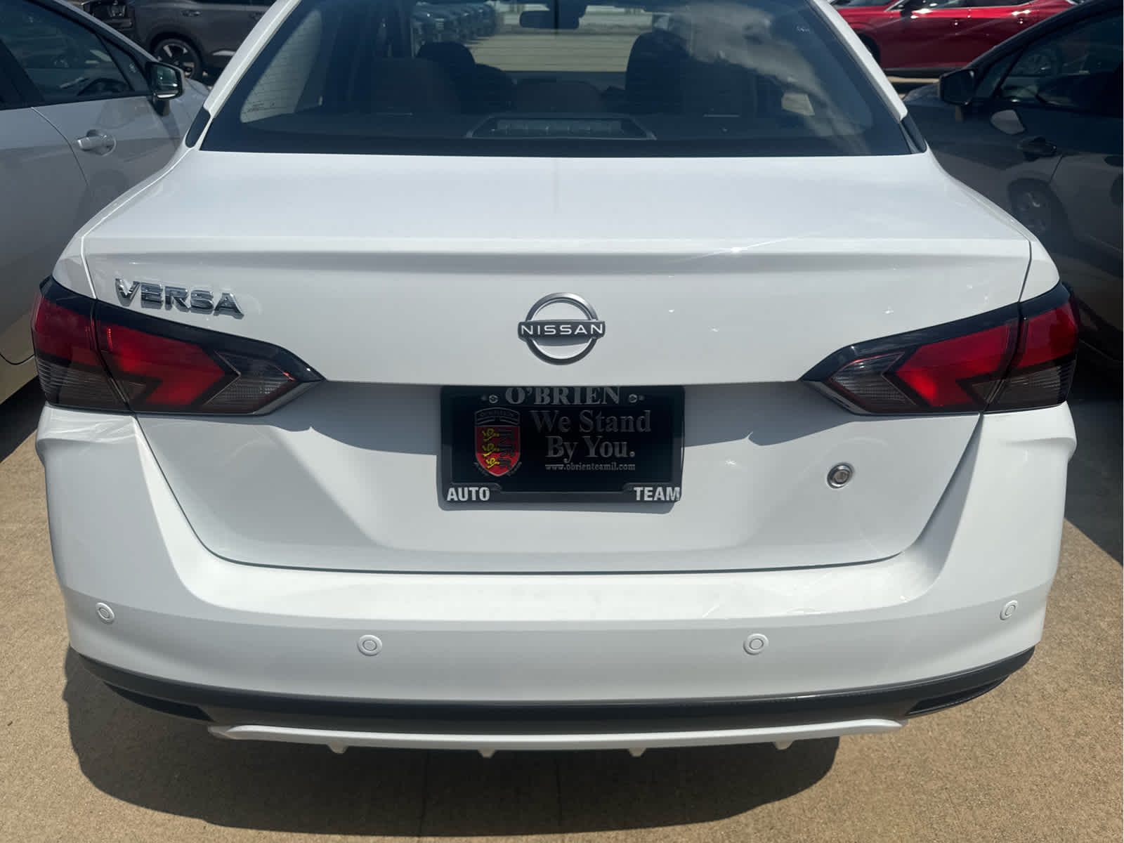 2025 Nissan Versa S photo 5