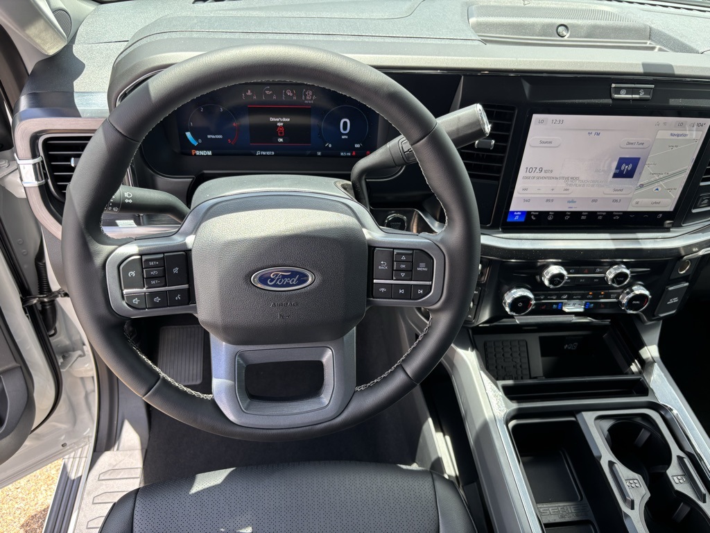 2025 Ford F-250 Lariat photo 15