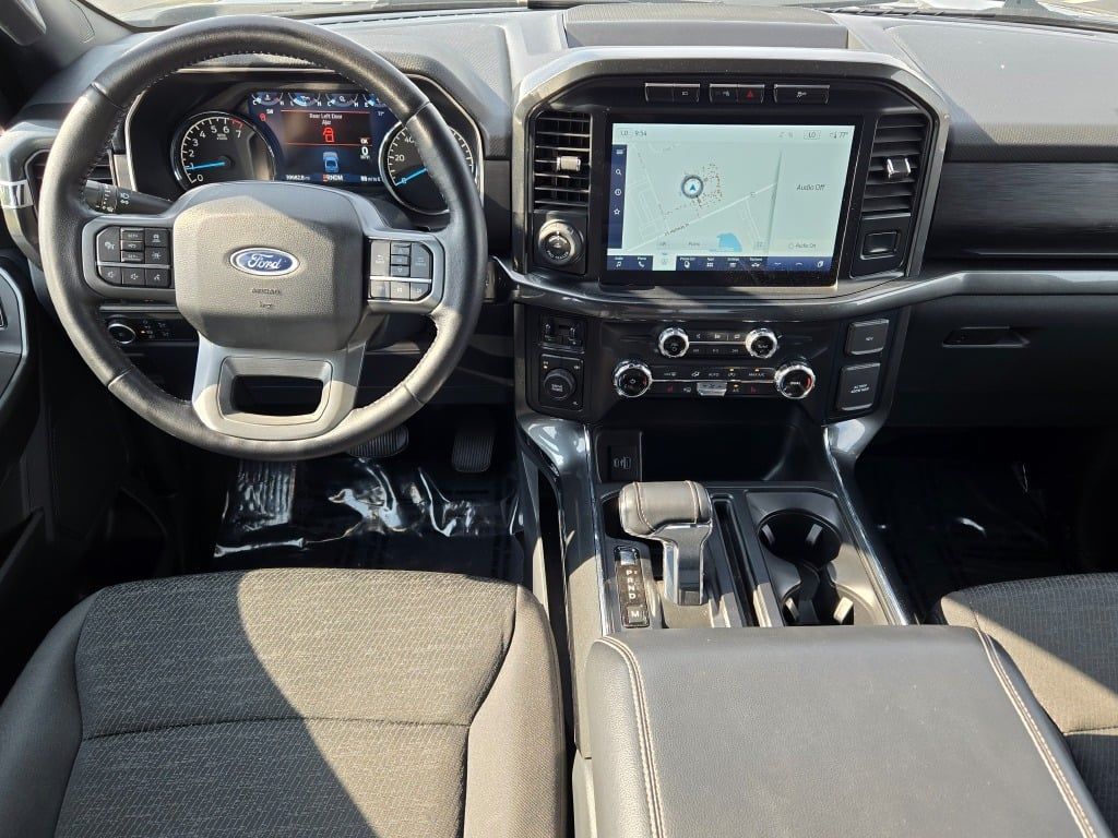 2022 Ford F-150 XLT photo 16