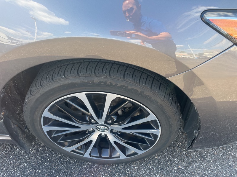 2018 Toyota Camry LE photo 6