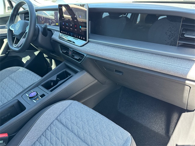 2025 Volkswagen Tiguan S photo 16