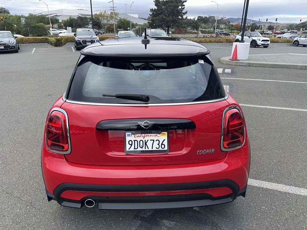 2023 Mini Cooper Signature photo 3