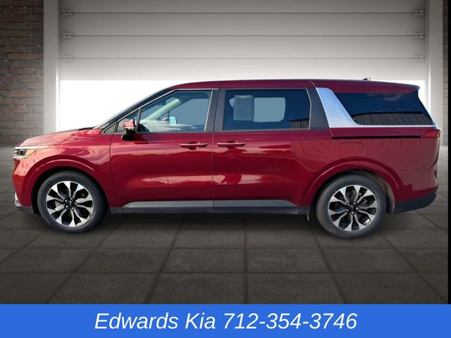 2024 Kia Carnival EX photo 2