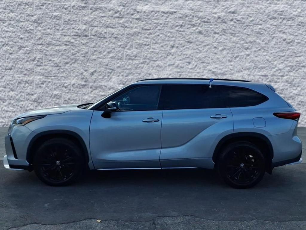 2023 TOYOTA HIGHLANDER - Image 4