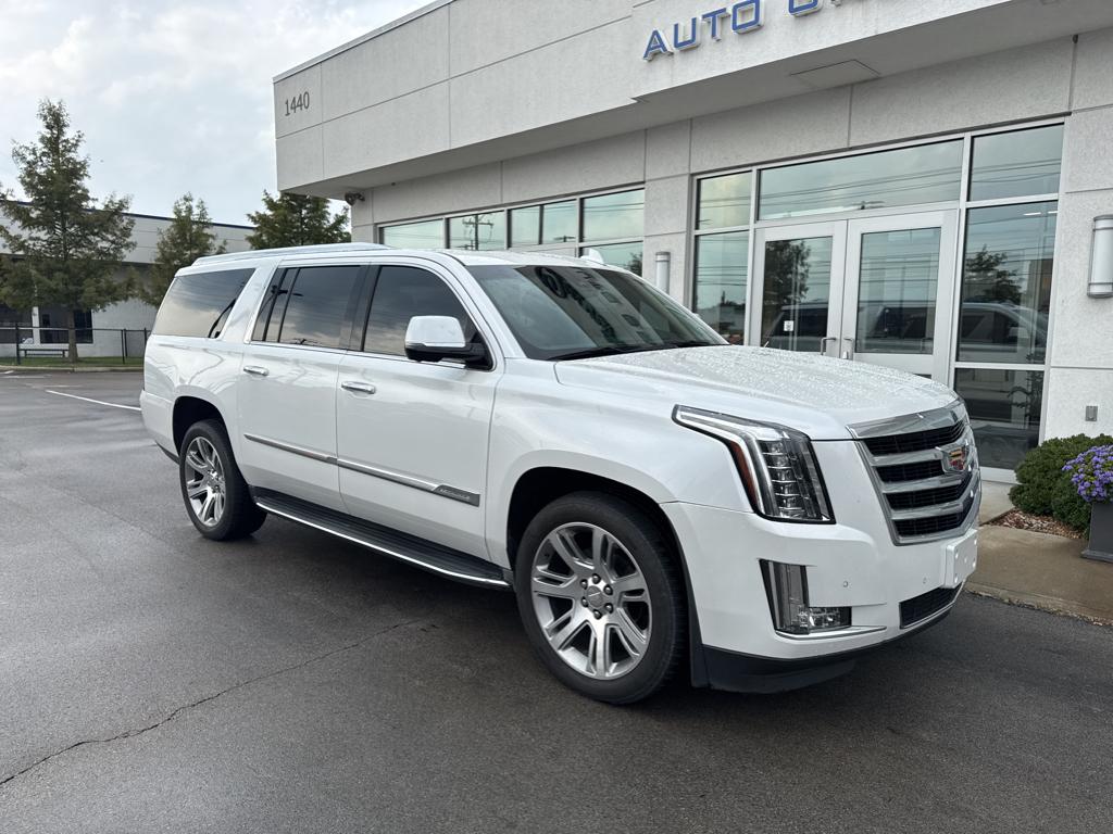 2016 Cadillac Escalade ESV Luxury photo 10