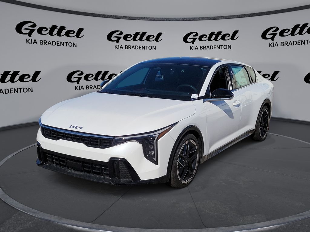 2025 Kia K4 GT-Line's photo
