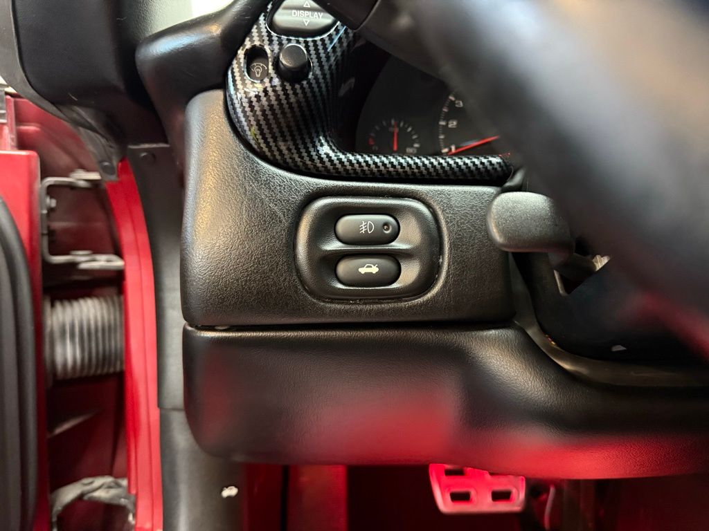 1999 Chevrolet Corvette Base photo 13