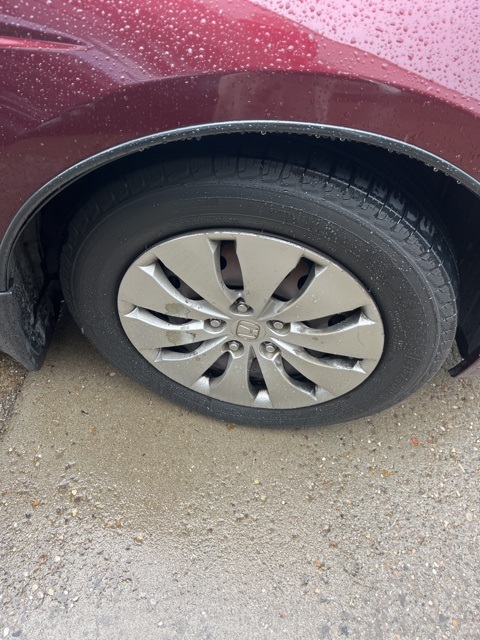 2010 Honda Accord LX photo 4