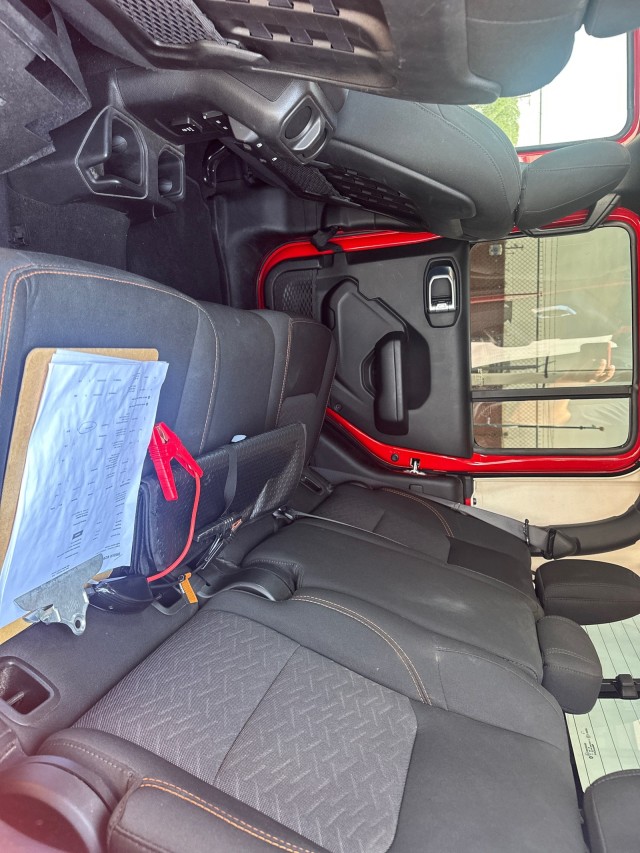 Used 2022 Firecracker Red Clearcoat Jeep Mojave image 17