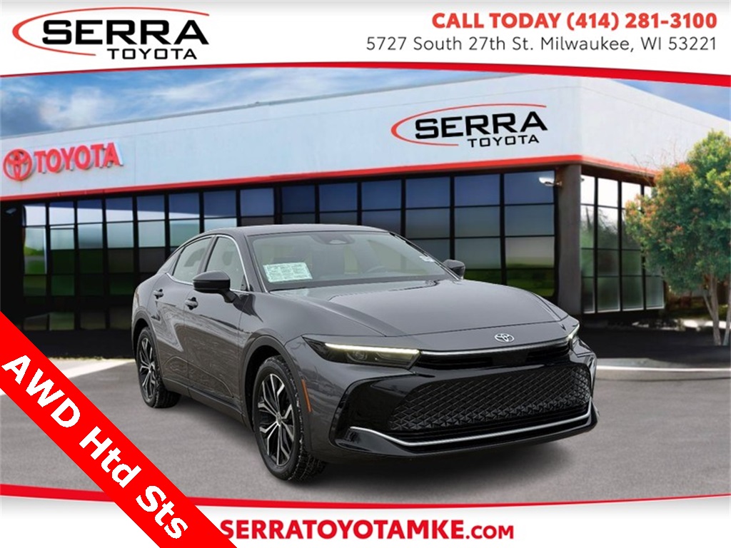 2023 Toyota Crown XLE's photo