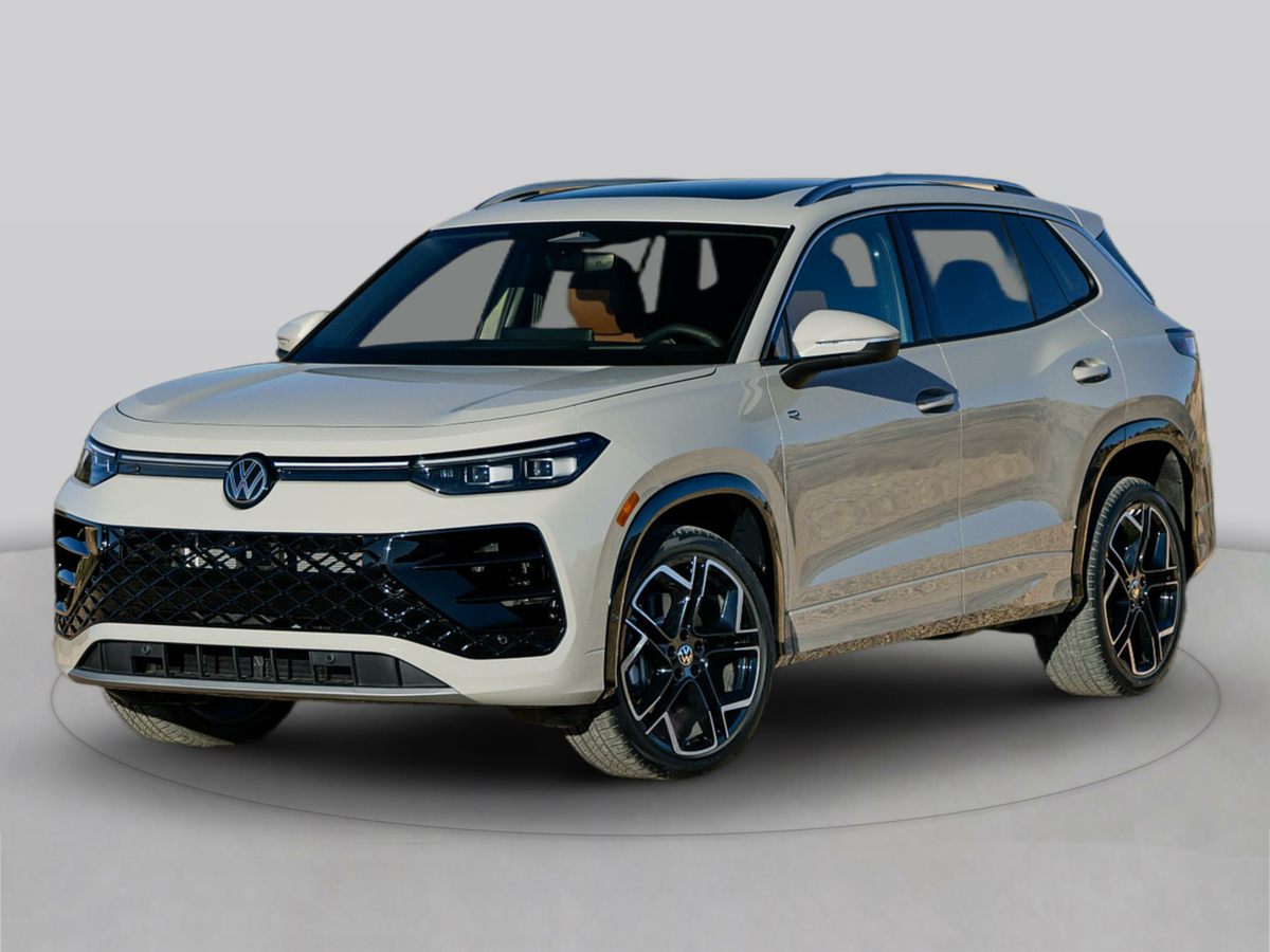 2025 Volkswagen Tiguan SEL R-LINE's photo