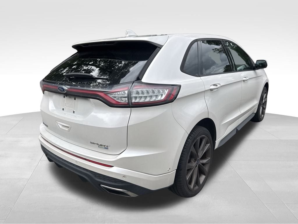 2015 Ford Edge Sport photo 3