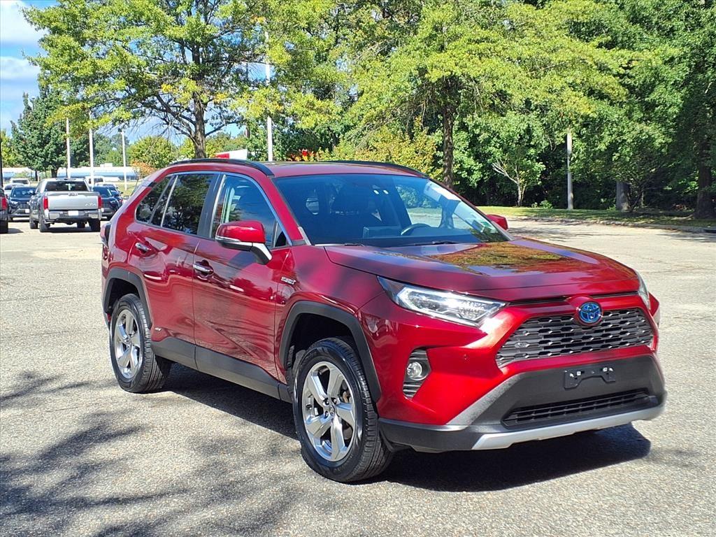 2021 Toyota RAV4 Limited's photo
