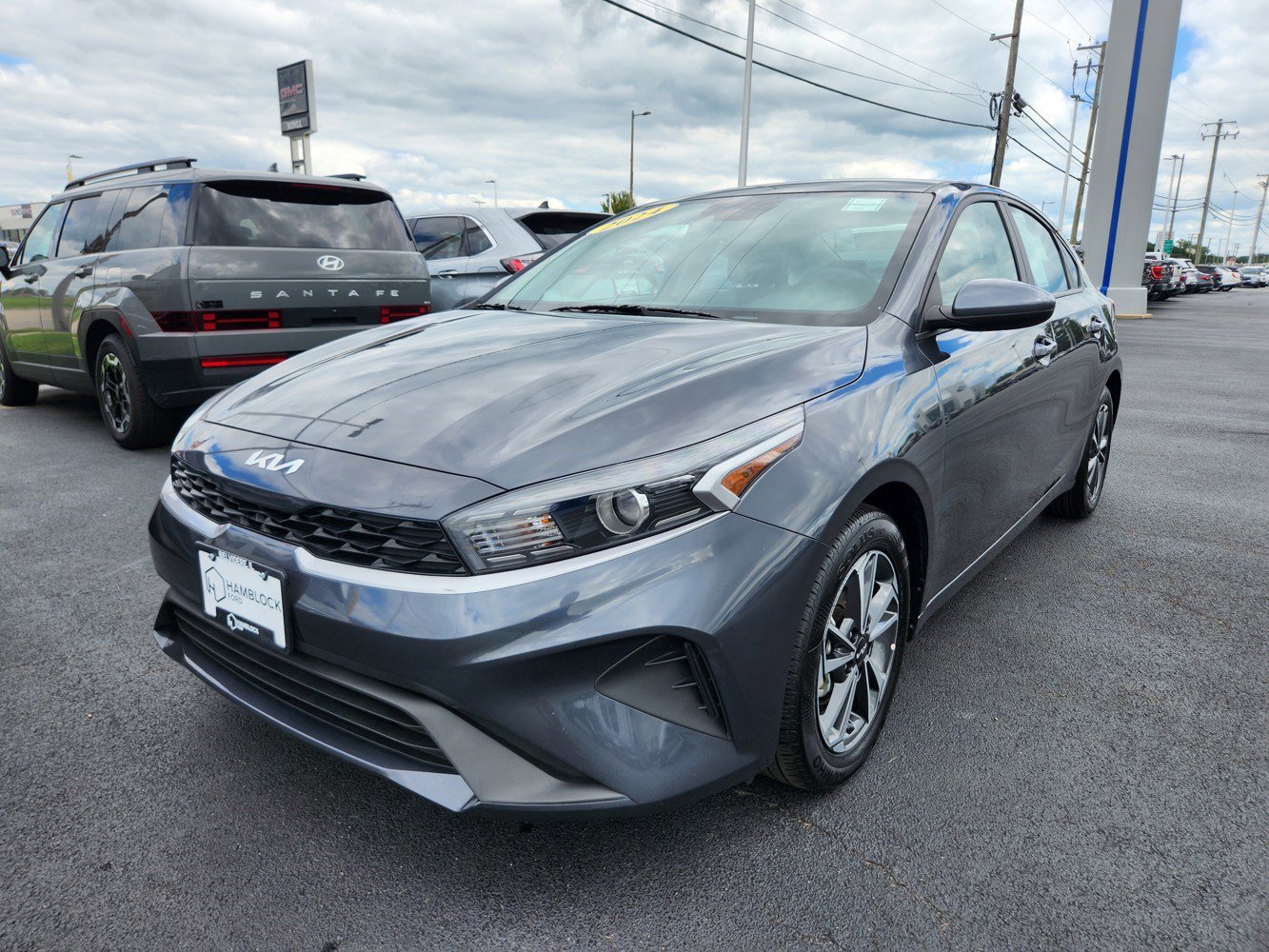 2024 Kia Forte LXS photo 4