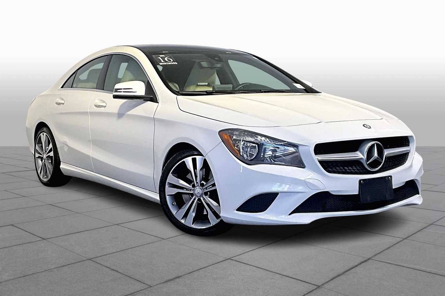 2016 Mercedes Benz CLA 250 4MATIC photo 2