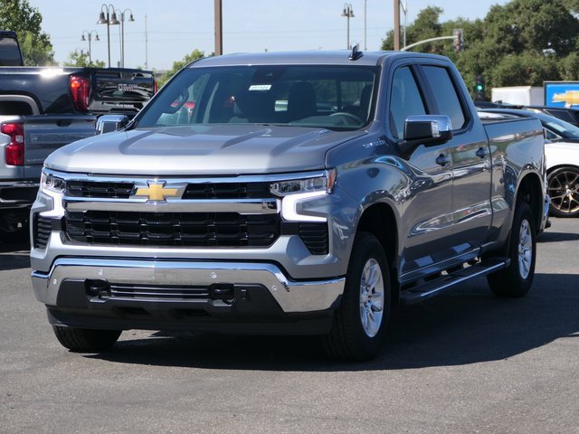 2025 Chevrolet Silverado 1500 LT photo 6