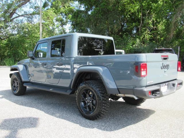2025 Jeep Gladiator Sport photo 4