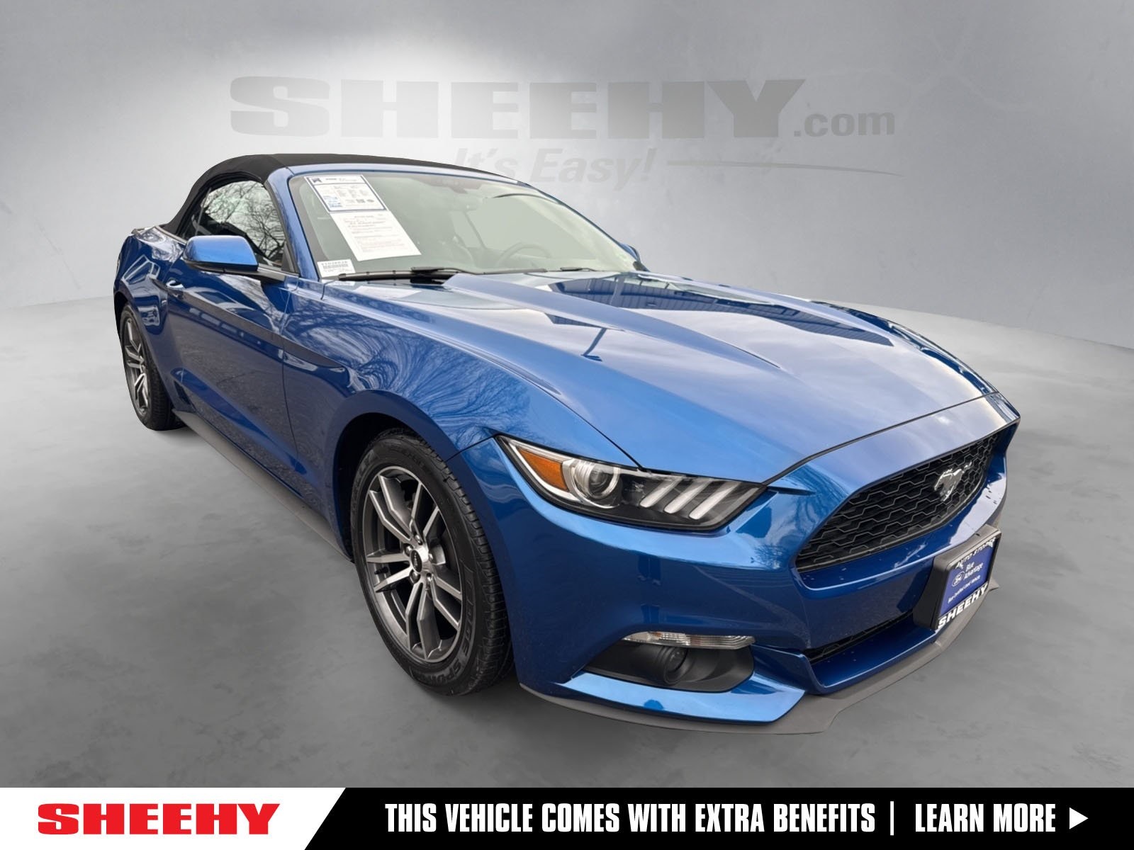 2017 Ford Mustang EcoBoost Premium's photo