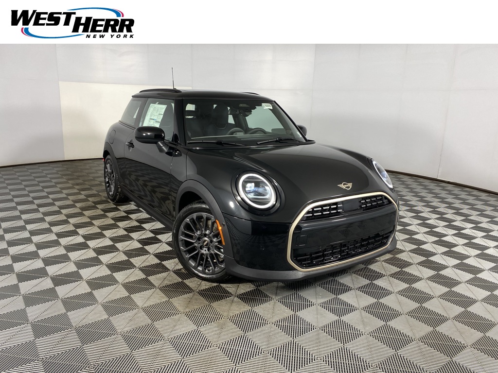 2026 MINI Hardtop 2 Door's photo