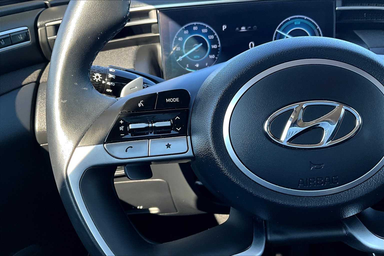 2024 Hyundai Tucson Hybrid photo 23