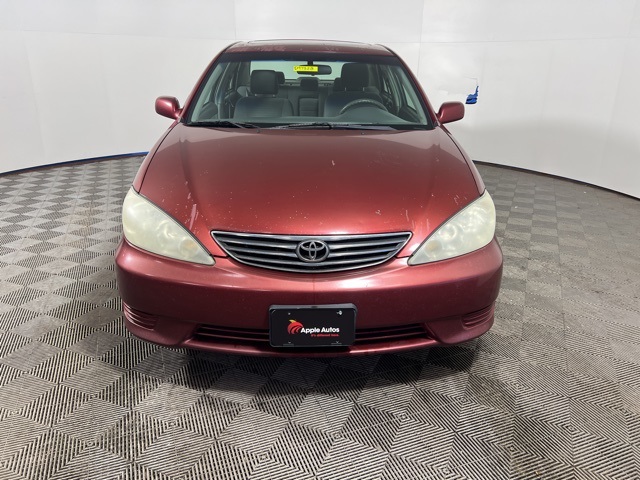 Used 2006 Toyota Camry LE with VIN 4T1BE32K16U160671 for sale in Shakopee, MN