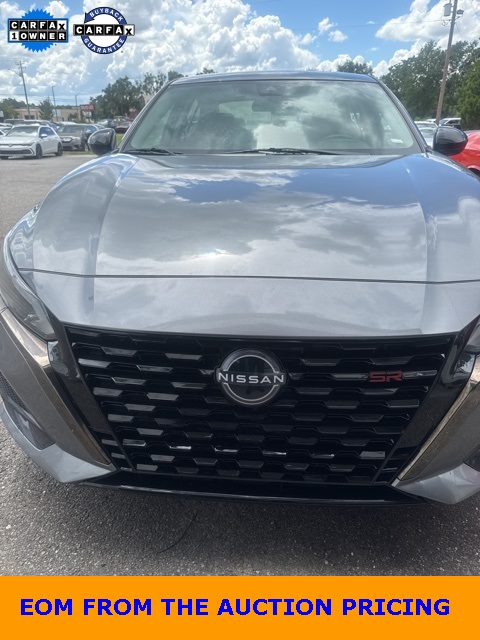 2023 Nissan Altima 2.5 SR photo 2