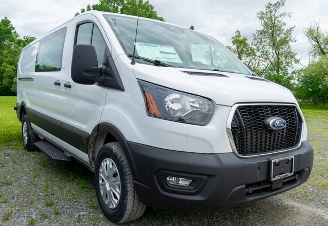 2024 Ford Transit Cargo Van photo 3