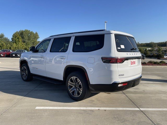 2025 Jeep Wagoneer Base photo 2