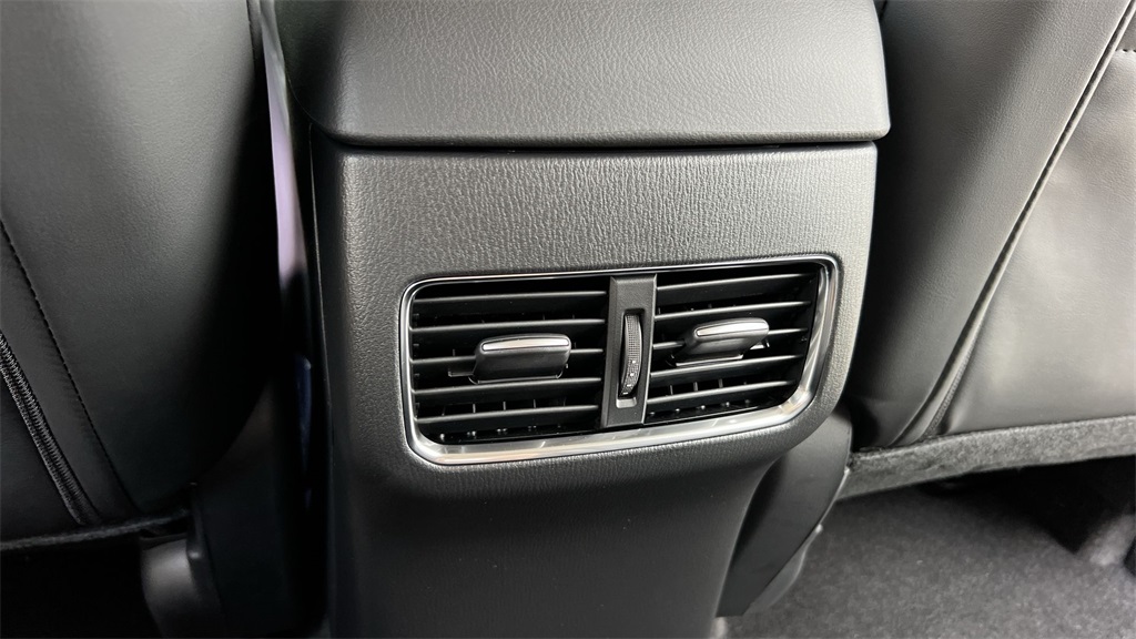 2025 Mazda CX-5 2.5 Select photo 36