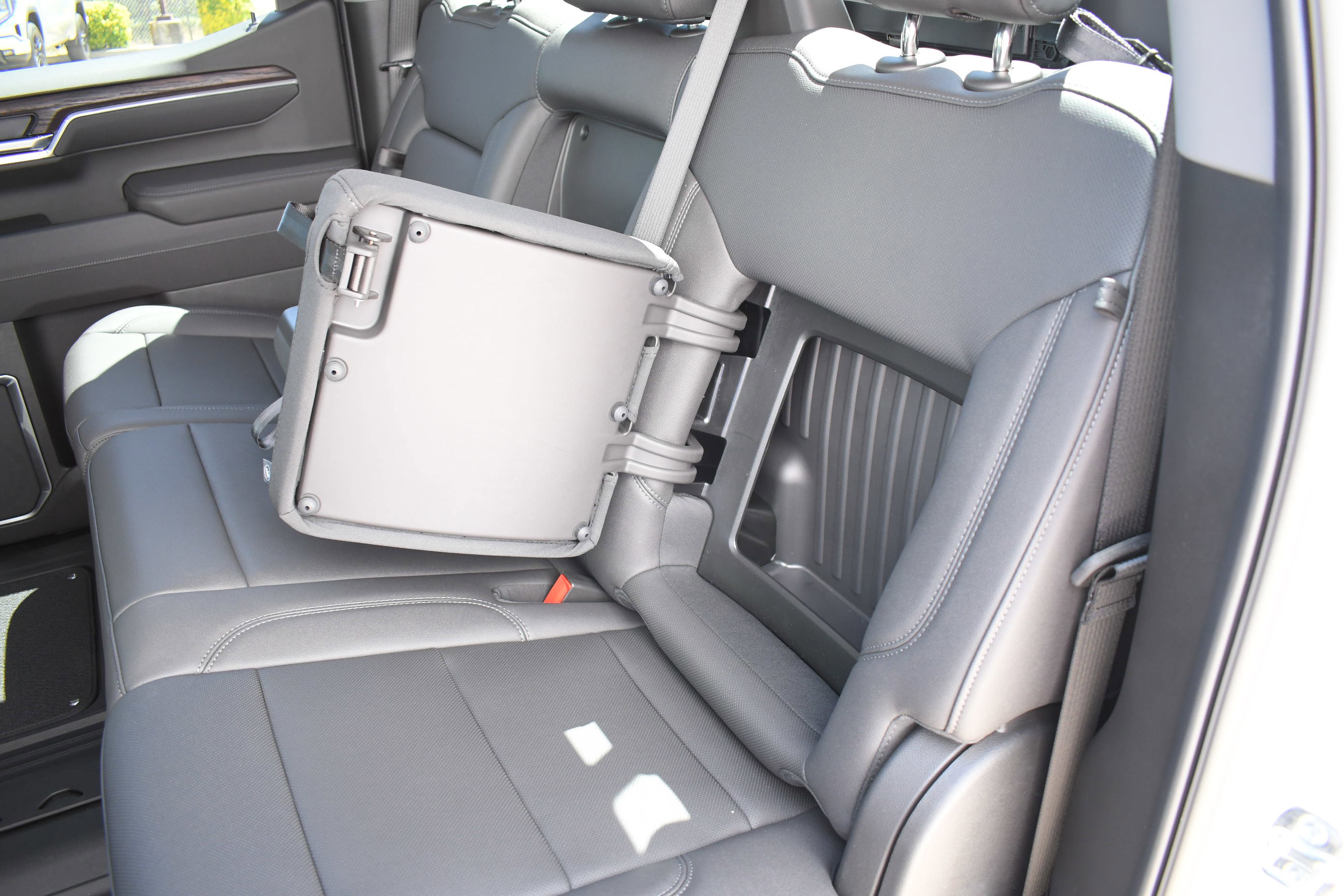 2025 Gmc Sierra 1500 SLT photo 36